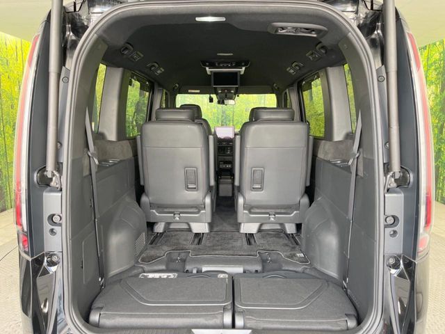 HONDA STEPWAGON E:HEV SPAD 2023 Image 31