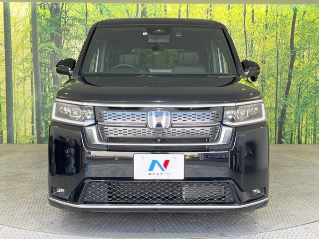 HONDA STEPWAGON E:HEV SPAD 2023 Image 31