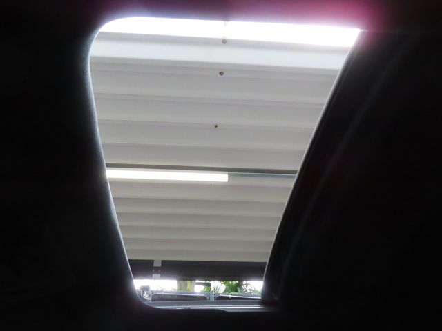 TOYOTA LEXUS RC300H 2025 Image 31