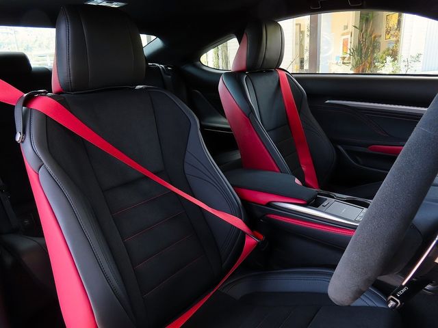 TOYOTA LEXUS RC300H 2025 Image 31