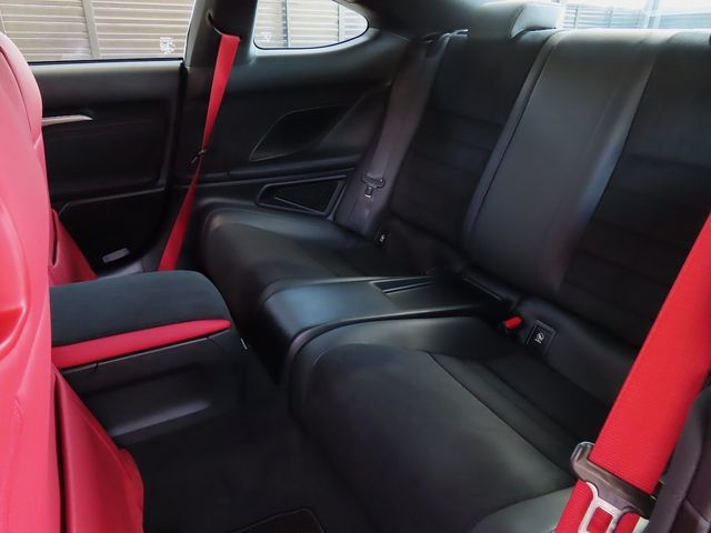 TOYOTA LEXUS RC300H 2025 Image 31