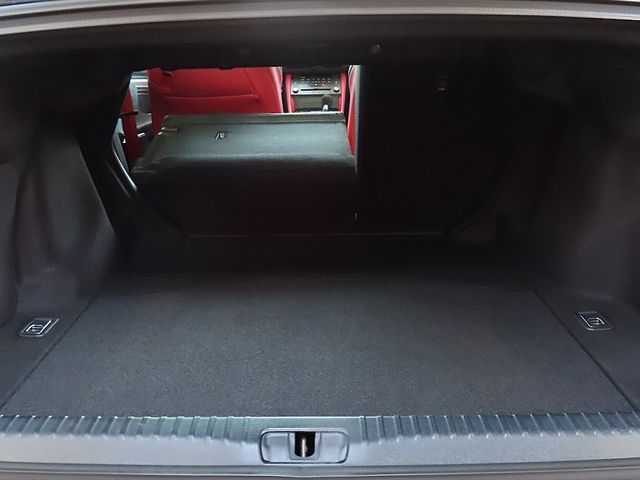 TOYOTA LEXUS RC300H 2025 Image 31