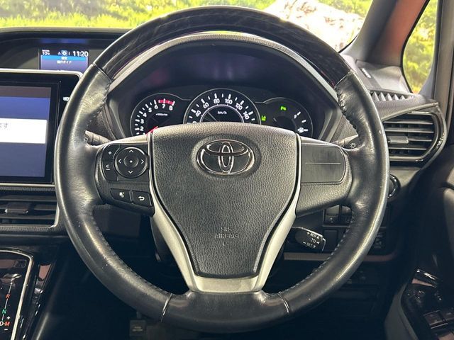 TOYOTA NOAH 2021 Image 31