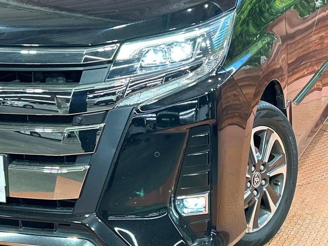 TOYOTA NOAH 2021 Image 31