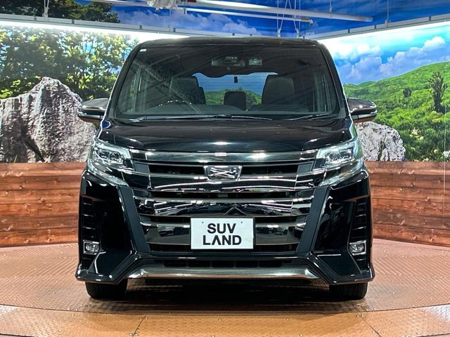 TOYOTA NOAH 2021 Image 31