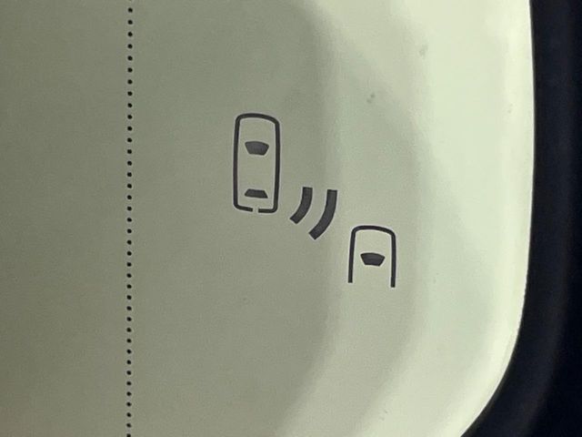 TOYOTA LEXUS LBX 2025 Image 31