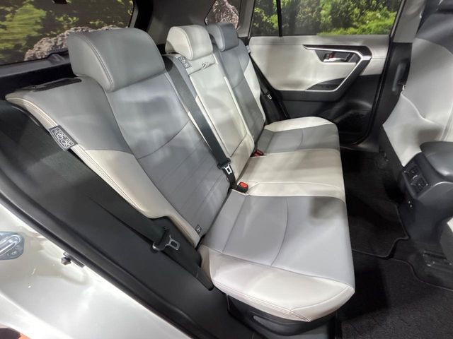 TOYOTA RAV4 HYBRID 4WD 2021 Image 31