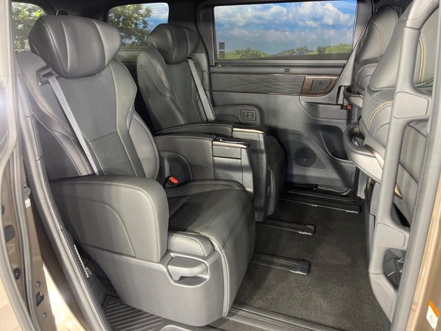 TOYOTA ALPHARD 2024 Image 31