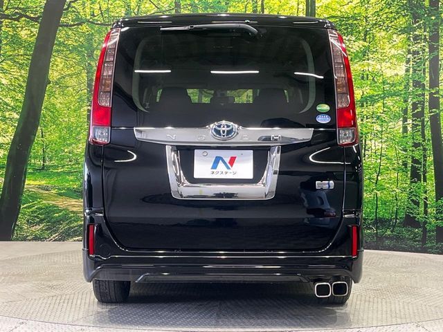 TOYOTA NOAH HYBRID 2015 Image 31