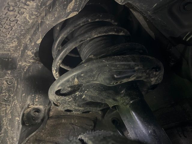 TOYOTA NOAH HYBRID 2015 Image 31