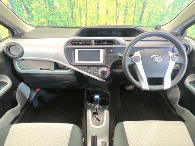 TOYOTA AQUA 2012 Image 31