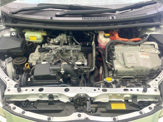 TOYOTA AQUA 2012 Image 31