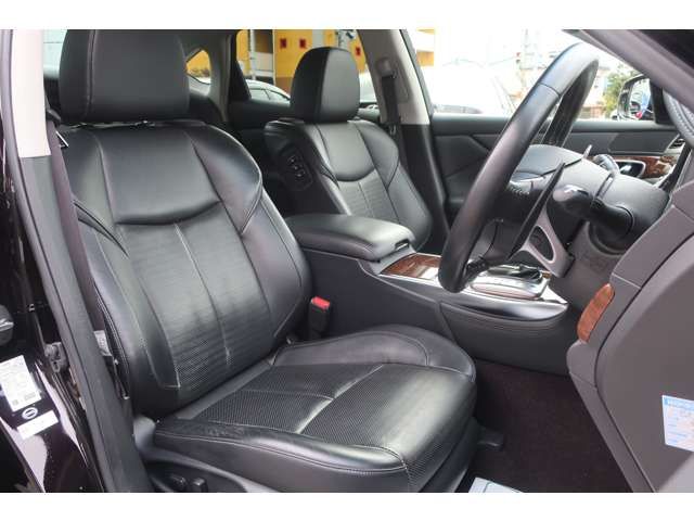 NISSAN FUGA 2017 Image 31