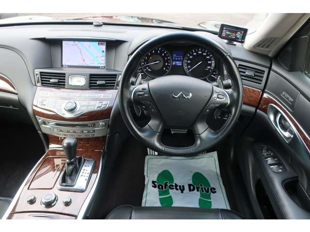 NISSAN FUGA 2017 Image 31