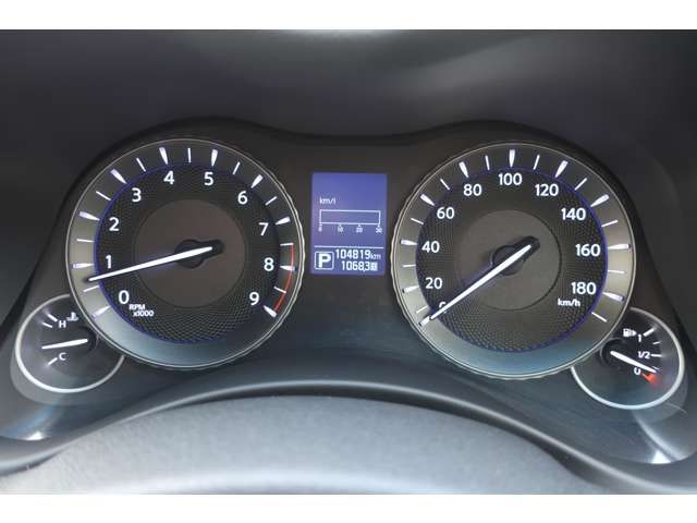 NISSAN FUGA 2017 Image 31