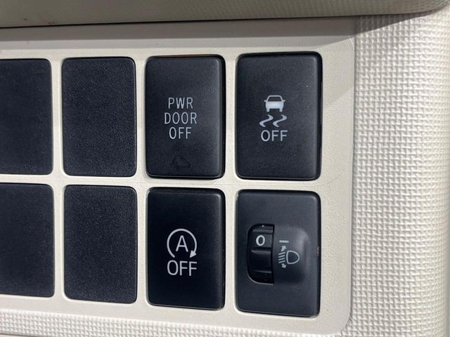 TOYOTA PORTE 2014 Image 31