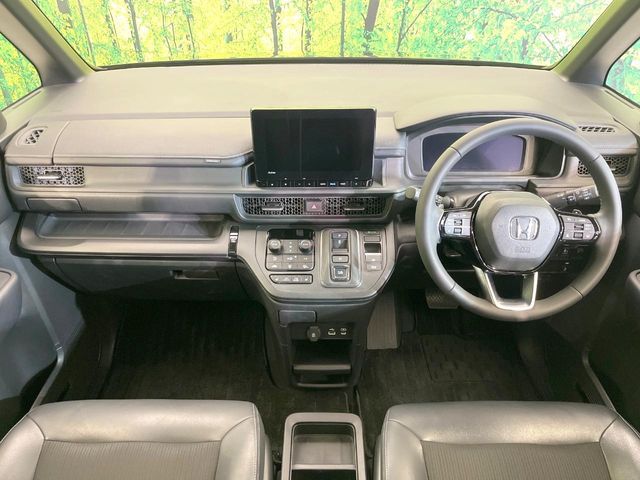 HONDA STEPWAGON E:HEV SPAD 2022 Image 31