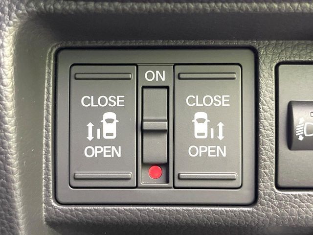 HONDA STEPWAGON E:HEV SPAD 2022 Image 31