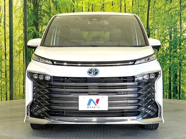 TOYOTA VOXY HYBRID 2023 Image 31