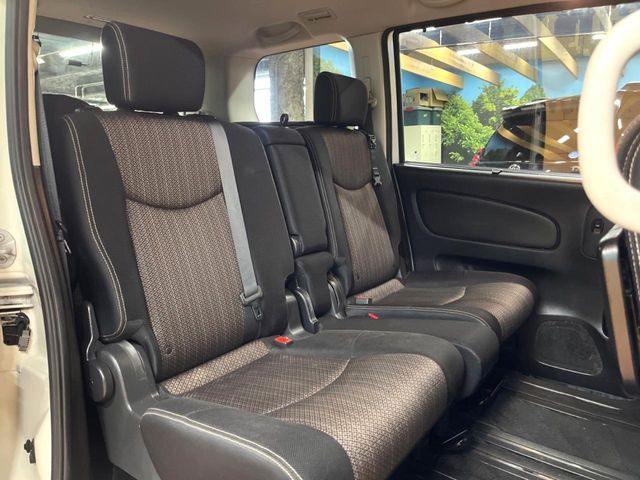 NISSAN SERENA  S-HYBRID 2015 Image 31