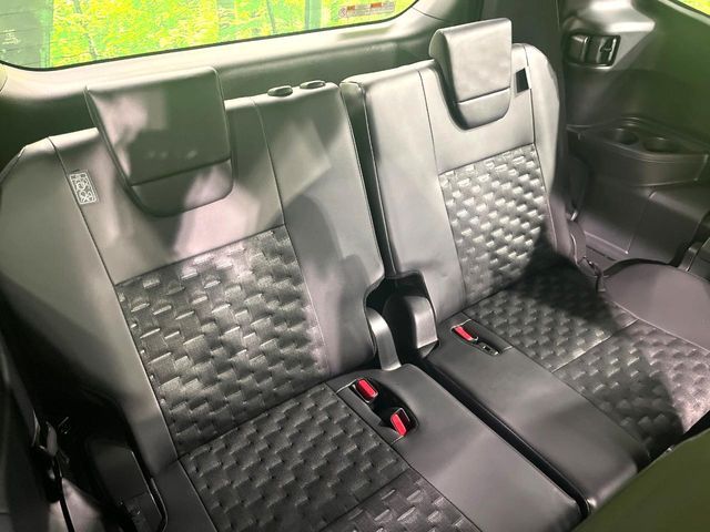 TOYOTA VOXY HYBRID 2023 Image 31