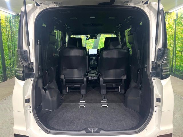 TOYOTA VOXY HYBRID 2023 Image 31