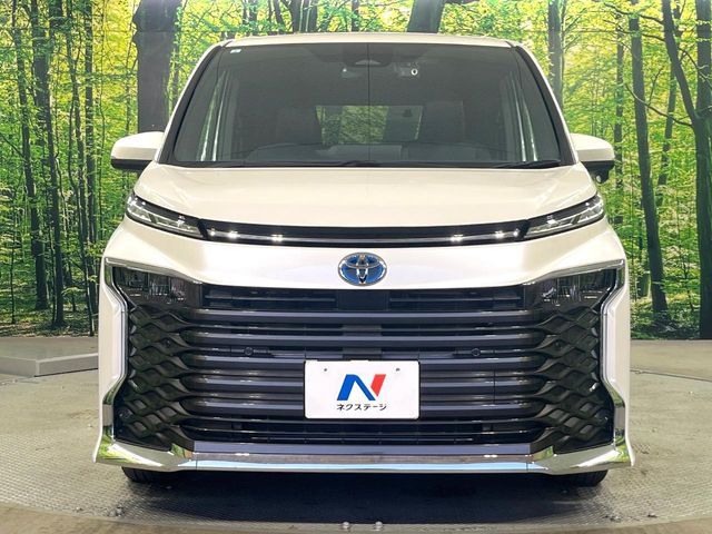 TOYOTA VOXY HYBRID 2023 Image 31