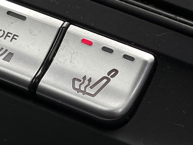 MERCEDES BENZ CLA SH 2019 Image 31