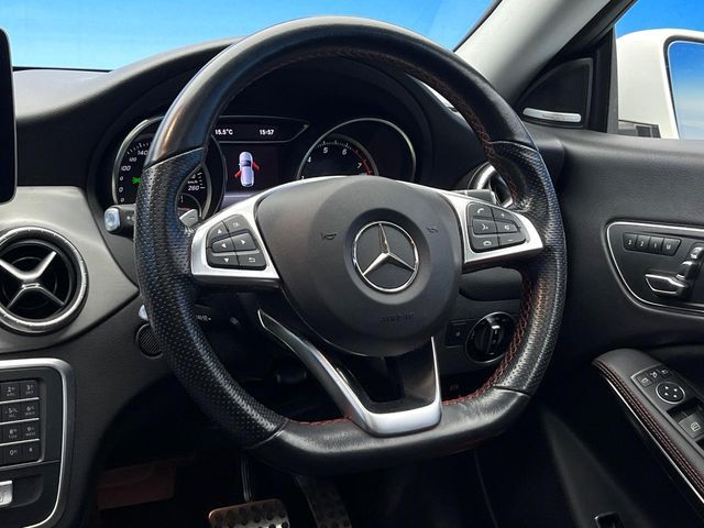 MERCEDES BENZ CLA SH 2019 Image 31