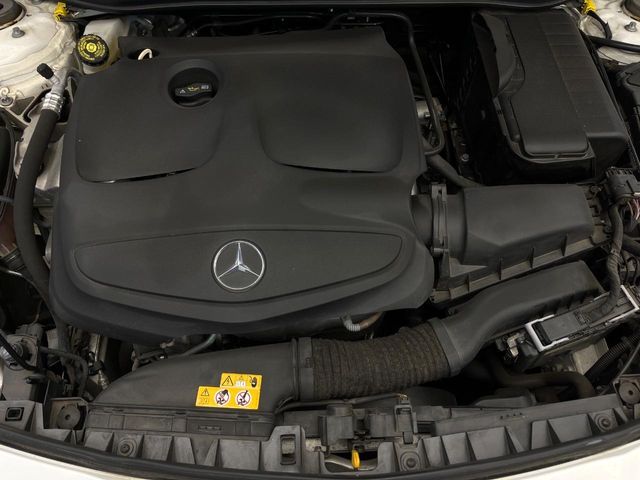 MERCEDES BENZ CLA SH 2019 Image 31