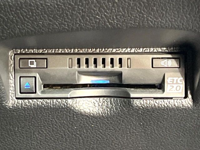 TOYOTA PRIUS 2022 Image 31