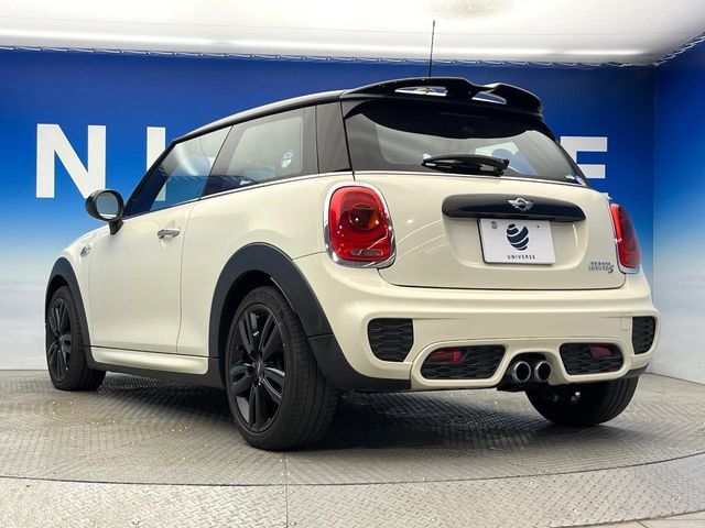 BMW MINI COOPER S 2017 Image 31