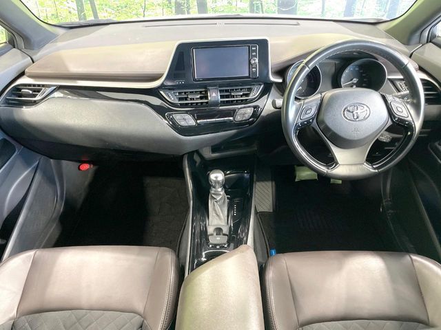 TOYOTA C-HR 2017 Image 31