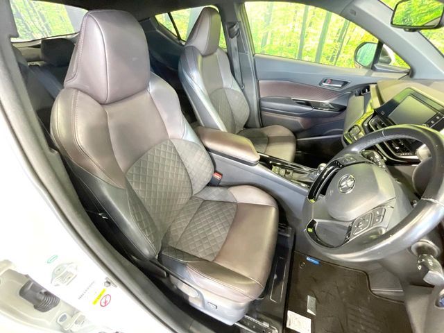 TOYOTA C-HR 2017 Image 31