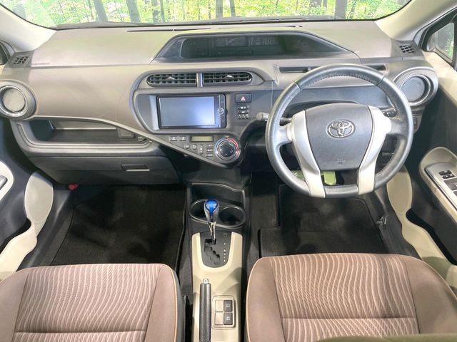 TOYOTA AQUA 2012 Image 31