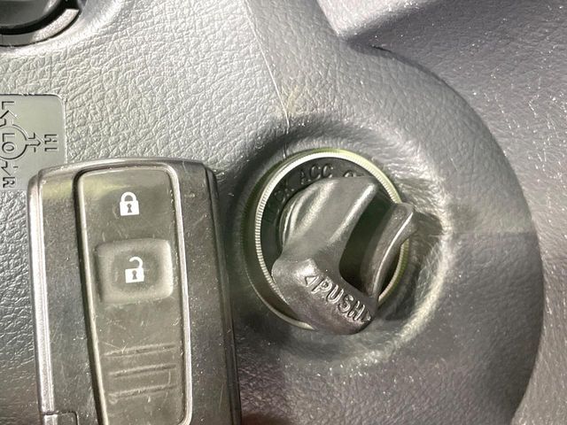 TOYOTA BB 2008 Image 31