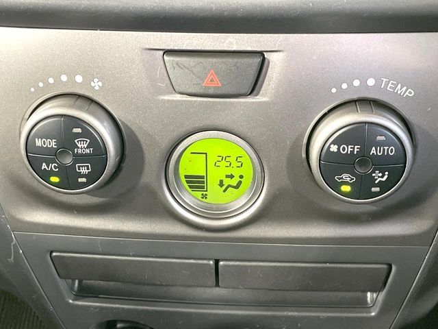 TOYOTA BB 2008 Image 31