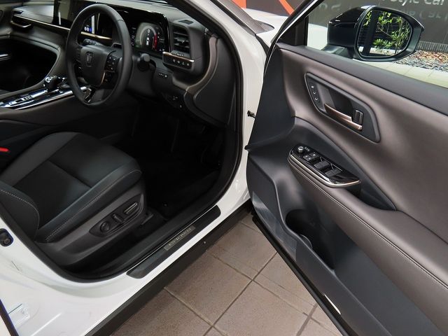 TOYOTA CROWN SPORT 2025 Image 31