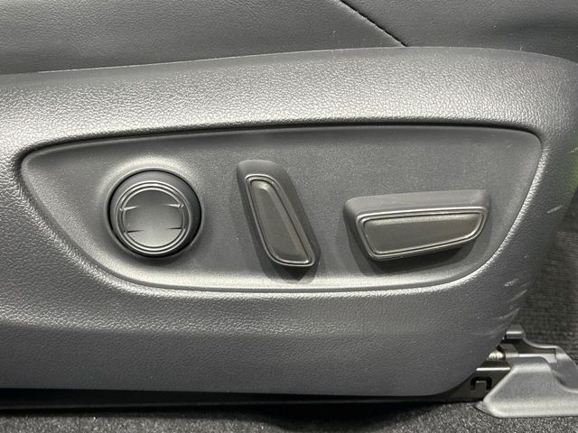 TOYOTA HARRIER 2WD 2024 Image 31