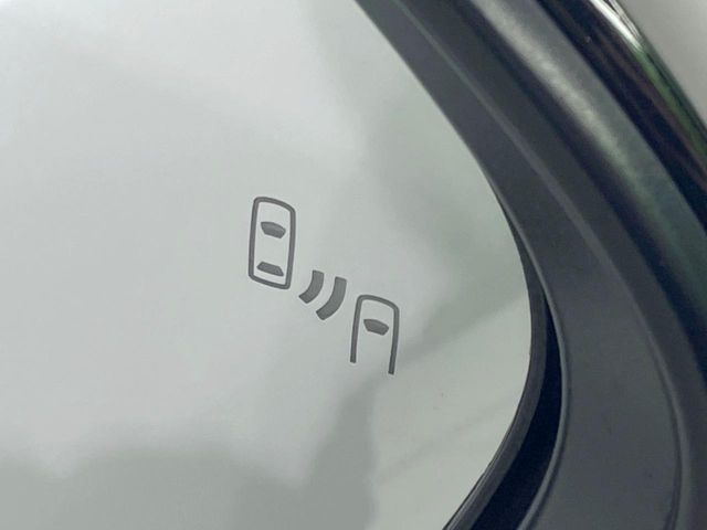 TOYOTA YARIS CROSS HYBRID 2025 Image 31