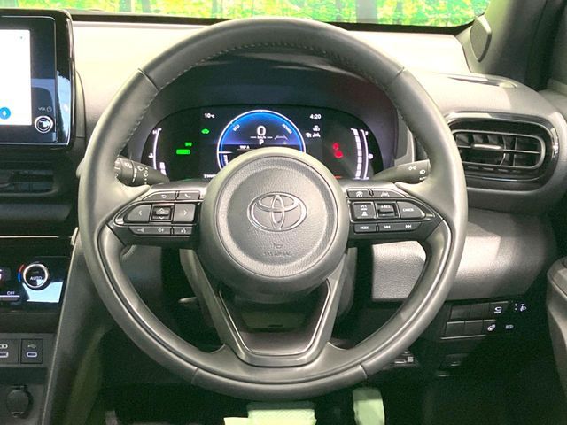 TOYOTA YARIS CROSS HYBRID 2025 Image 31