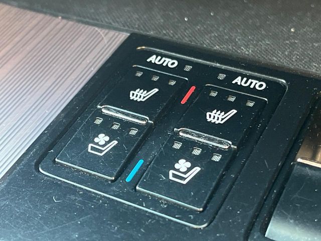 TOYOTA LEXUS RX450H 2WD 2018 Image 31