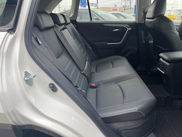 TOYOTA RAV4 HYBRID 4WD 2020 Image 31