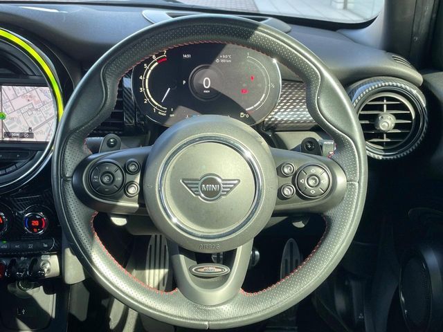 BMW MINI COOPER S 5DOOR 2021 Image 31