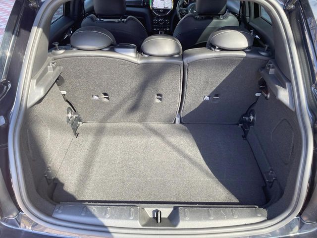 BMW MINI COOPER S 5DOOR 2021 Image 31