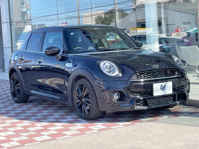 BMW MINI COOPER S 5DOOR 2021 Image 31