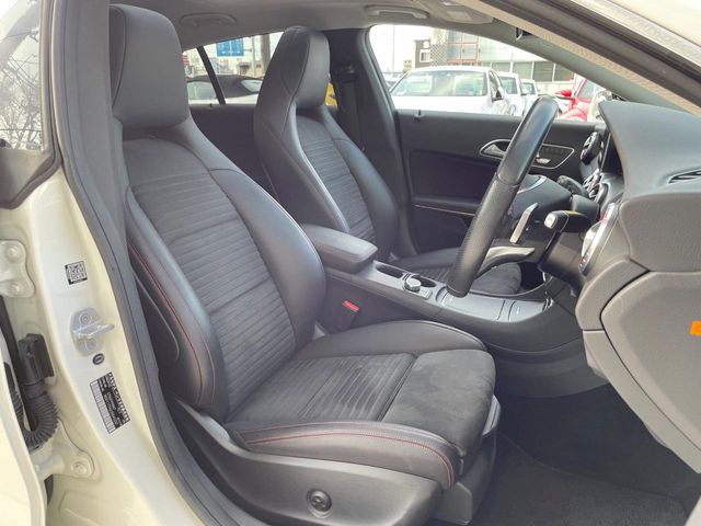 MERCEDES BENZ CLA SH 2017 Image 31