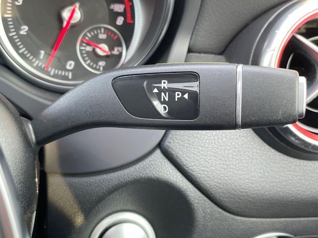 MERCEDES BENZ CLA SH 2017 Image 31