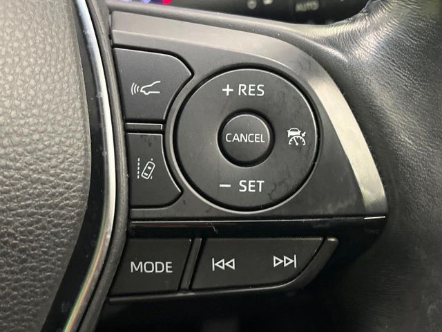 TOYOTA CROWN SEDAN HYBRID 2018 Image 31