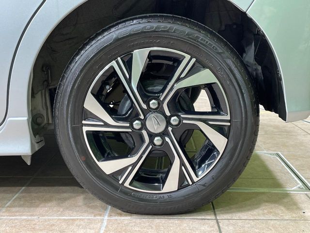 DAIHATSU TANTO CUSTOM 2019 Image 31